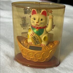 🖤NEW🔺Lucky Cat Maneki Neko Solar-Powered Decor Feng Shui